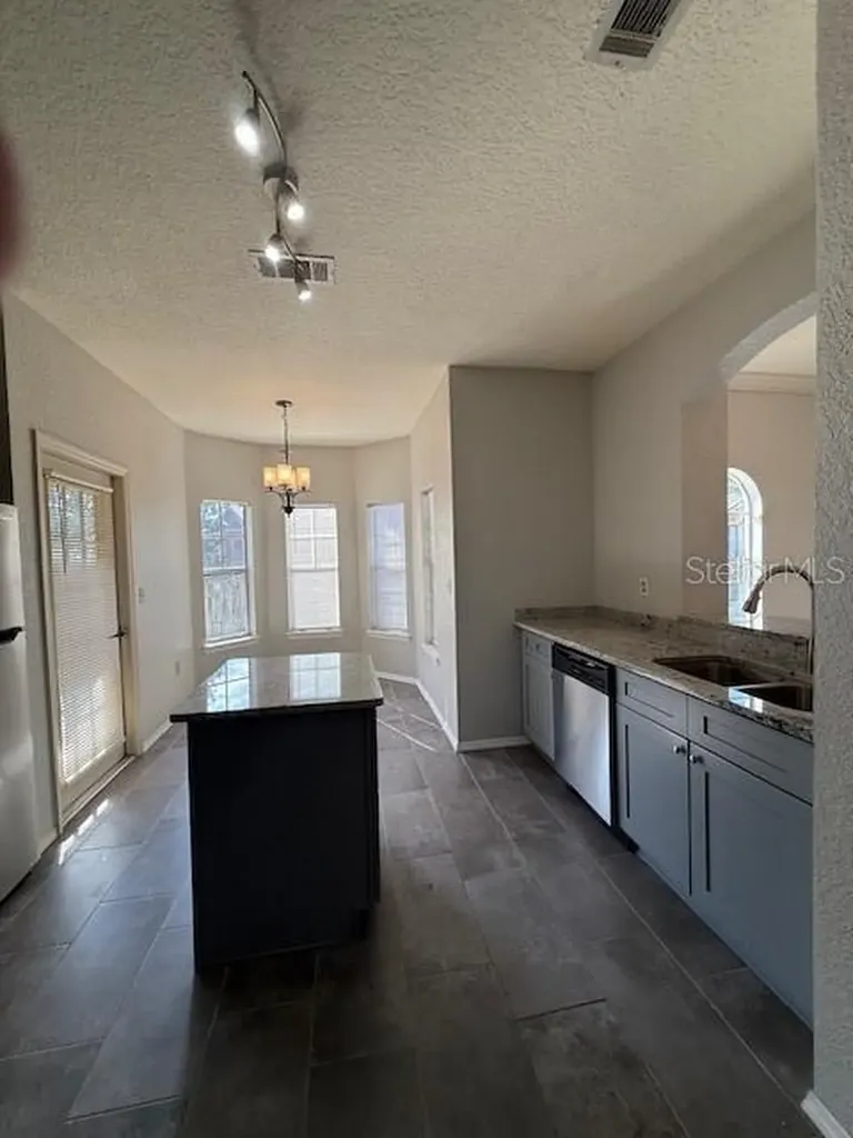 150 Villa Di Este Terrace Lake Mary FL 32746