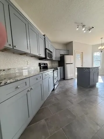 150 Villa Di Este Terrace Lake Mary FL 32746