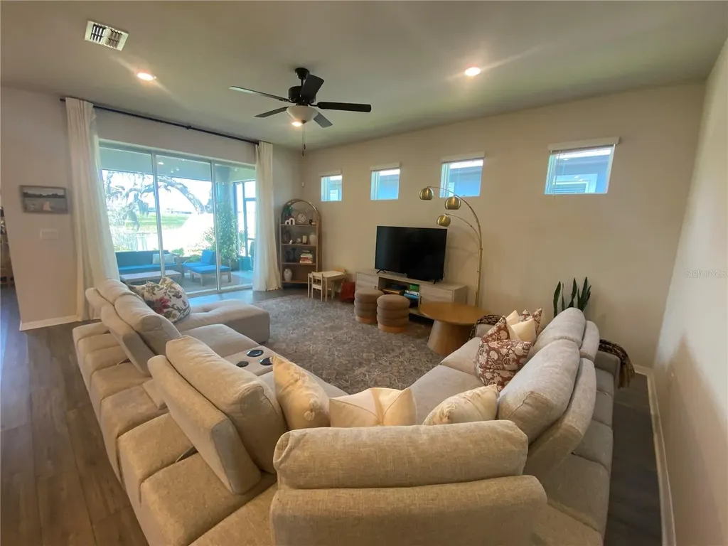 9610 Rally Spring Loop Wesley Chapel FL 33545