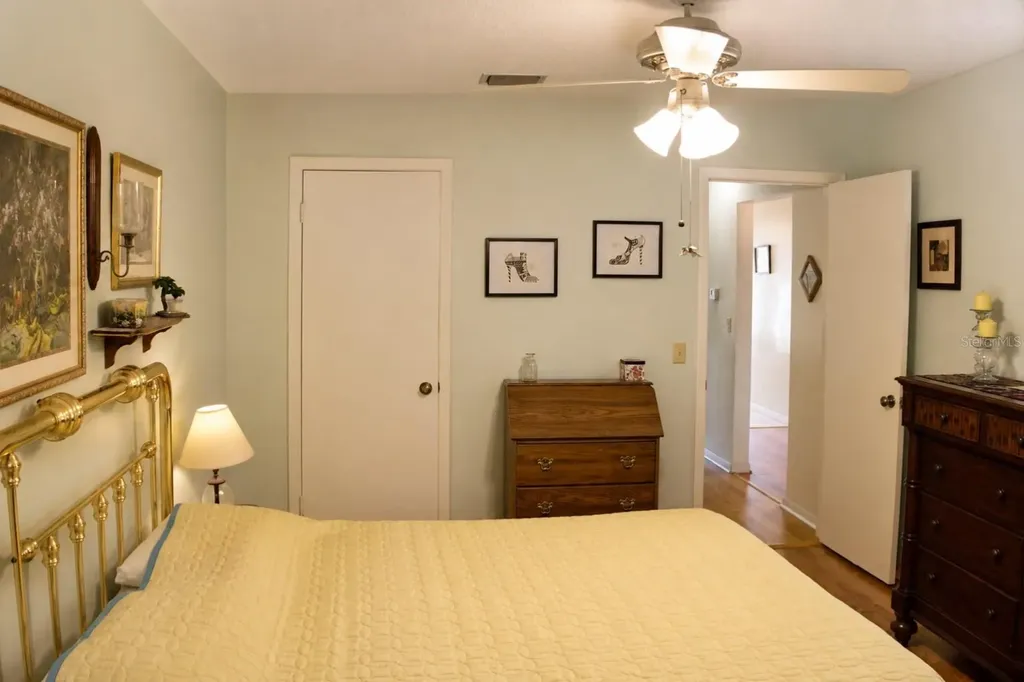 1662 S Lake Avenue Clearwater FL 33756