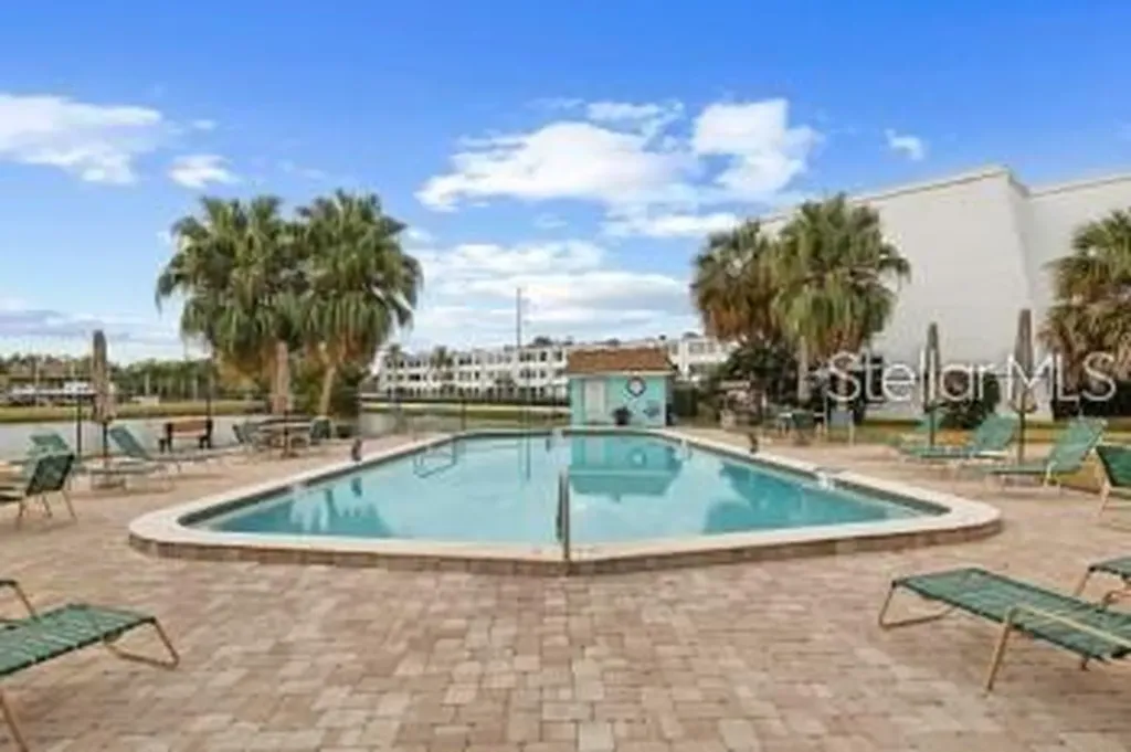 1662 S Lake Avenue Clearwater FL 33756