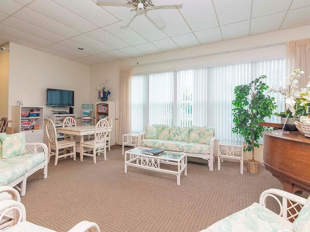 1662 S Lake Avenue Clearwater FL 33756