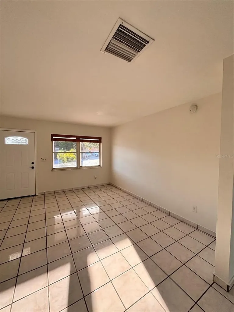 10611 N Altman Street Tampa FL 33612
