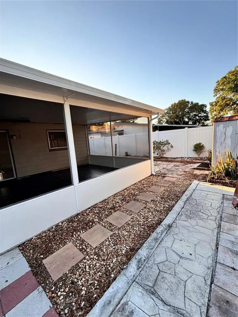 10611 N Altman Street Tampa FL 33612