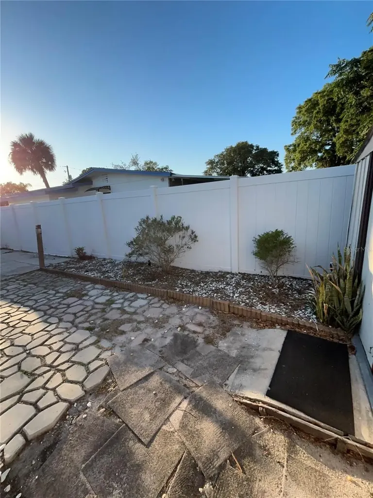 10611 N Altman Street Tampa FL 33612