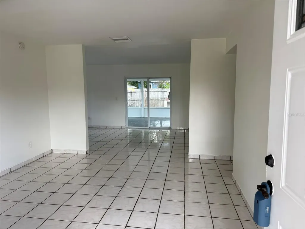 10611 N Altman Street Tampa FL 33612