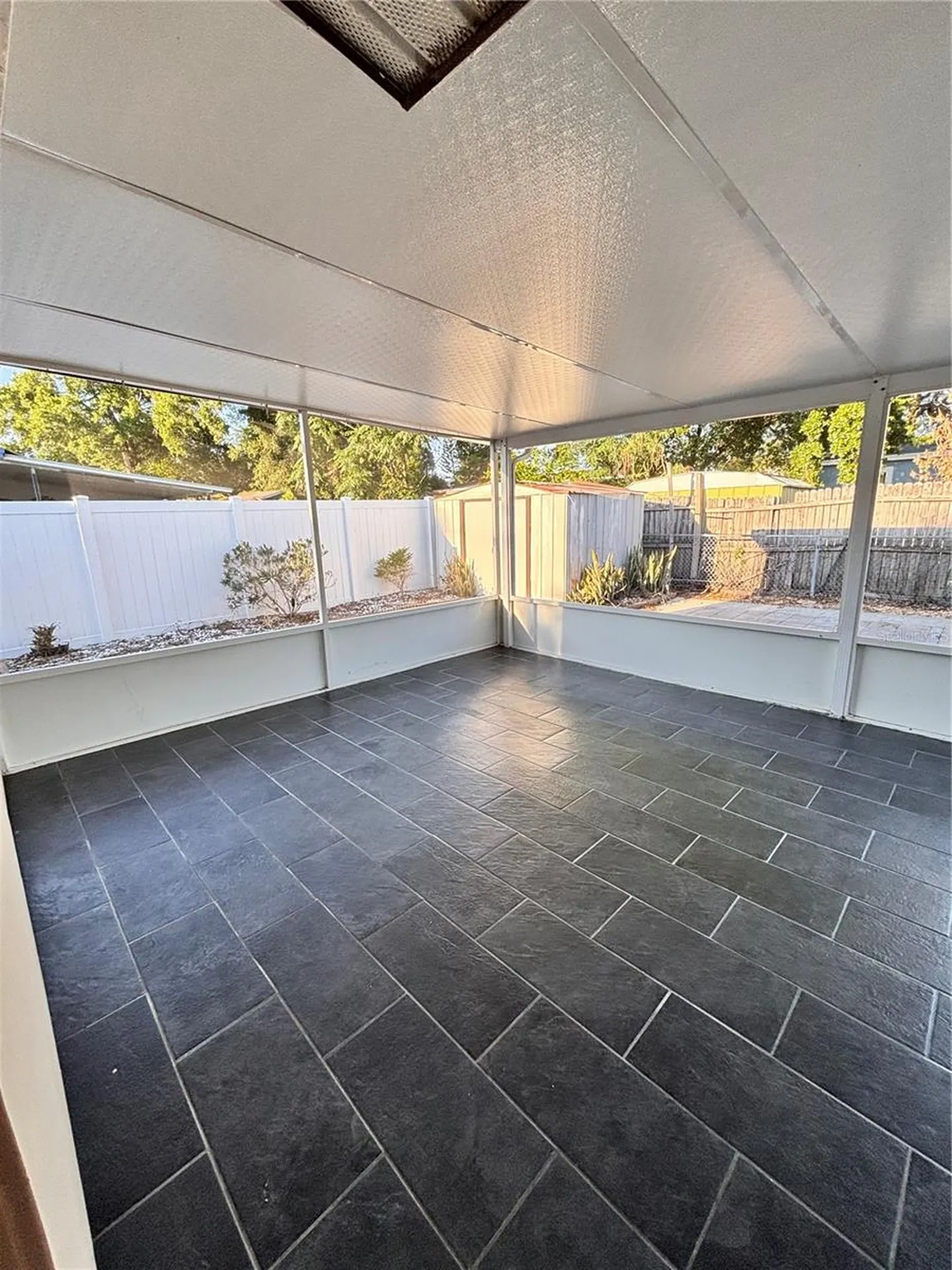 10611 N Altman Street Tampa FL 33612