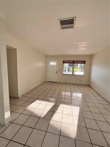 10611 N Altman Street Tampa FL 33612