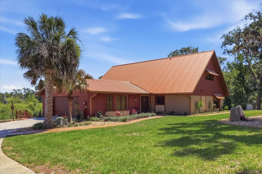 1471 N Lagoon Point Inverness FL 34453