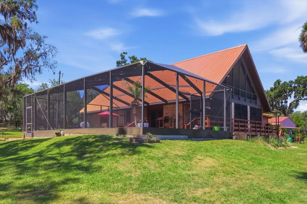 1471 N Lagoon Point Inverness FL 34453