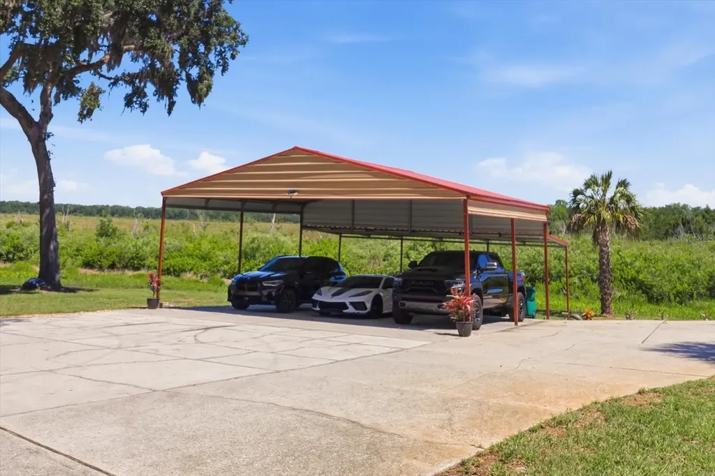 1471 N Lagoon Point Inverness FL 34453