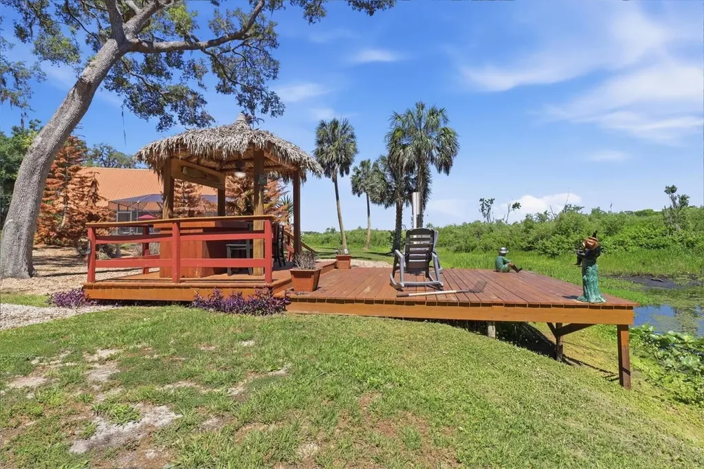 1471 N Lagoon Point Inverness FL 34453
