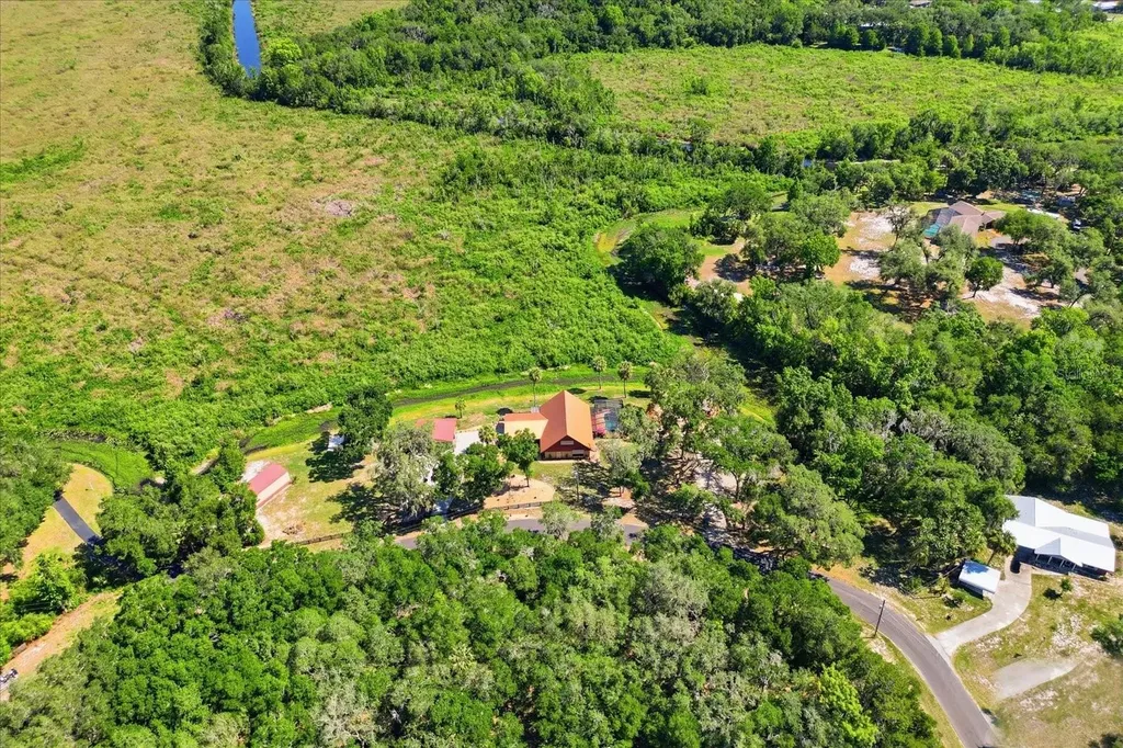 1471 N Lagoon Point Inverness FL 34453