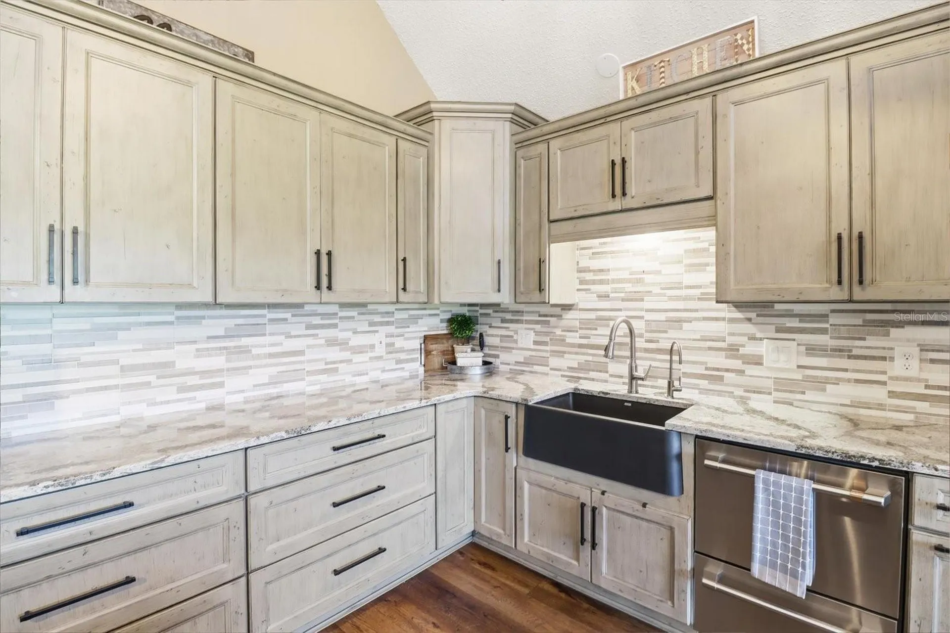 1471 N Lagoon Point Inverness FL 34453