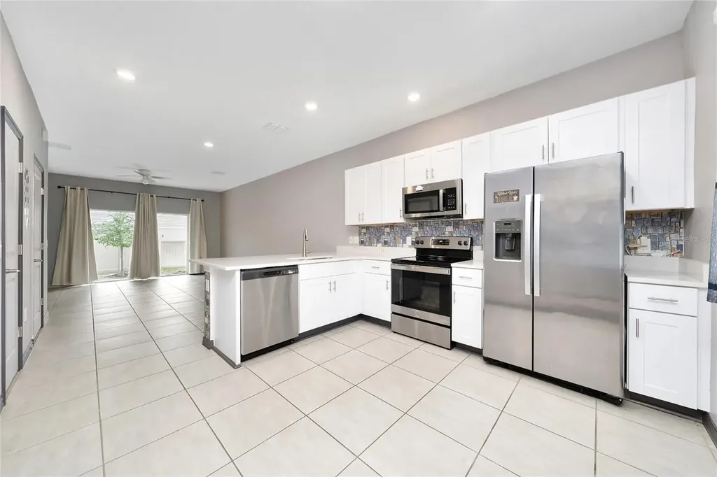 2060 Viewfinder Street Kissimmee FL 34758