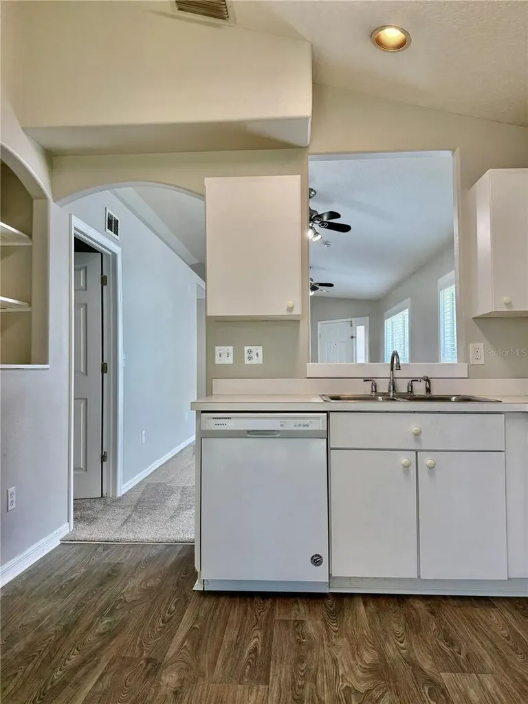 28510 Seashell Court Wesley Chapel FL 33545