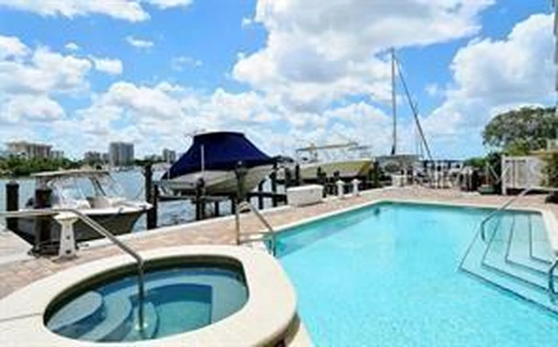 650 Golden Gate Point Sarasota FL 34236