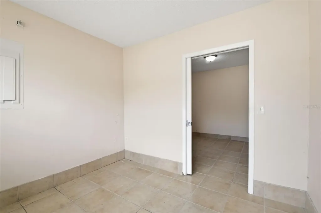 8412 Renald Boulevard Tampa FL 33637