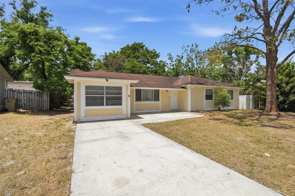 8412 Renald Boulevard Tampa FL 33637