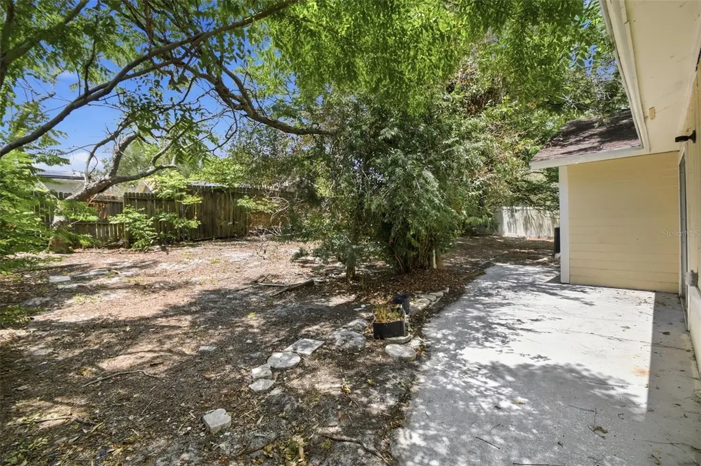 8412 Renald Boulevard Tampa FL 33637