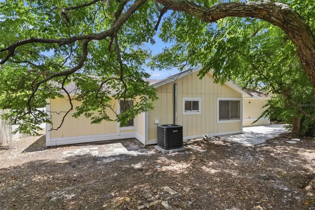 8412 Renald Boulevard Tampa FL 33637