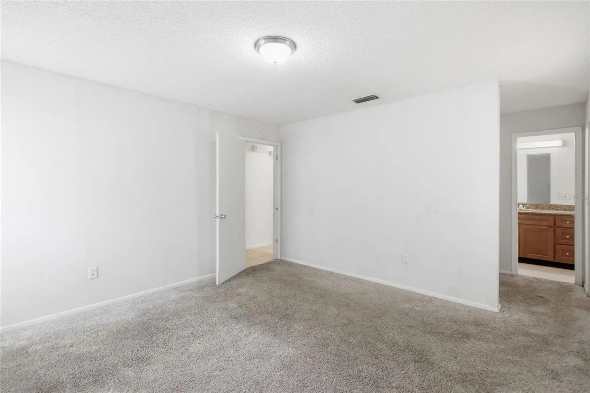 8412 Renald Boulevard Tampa FL 33637