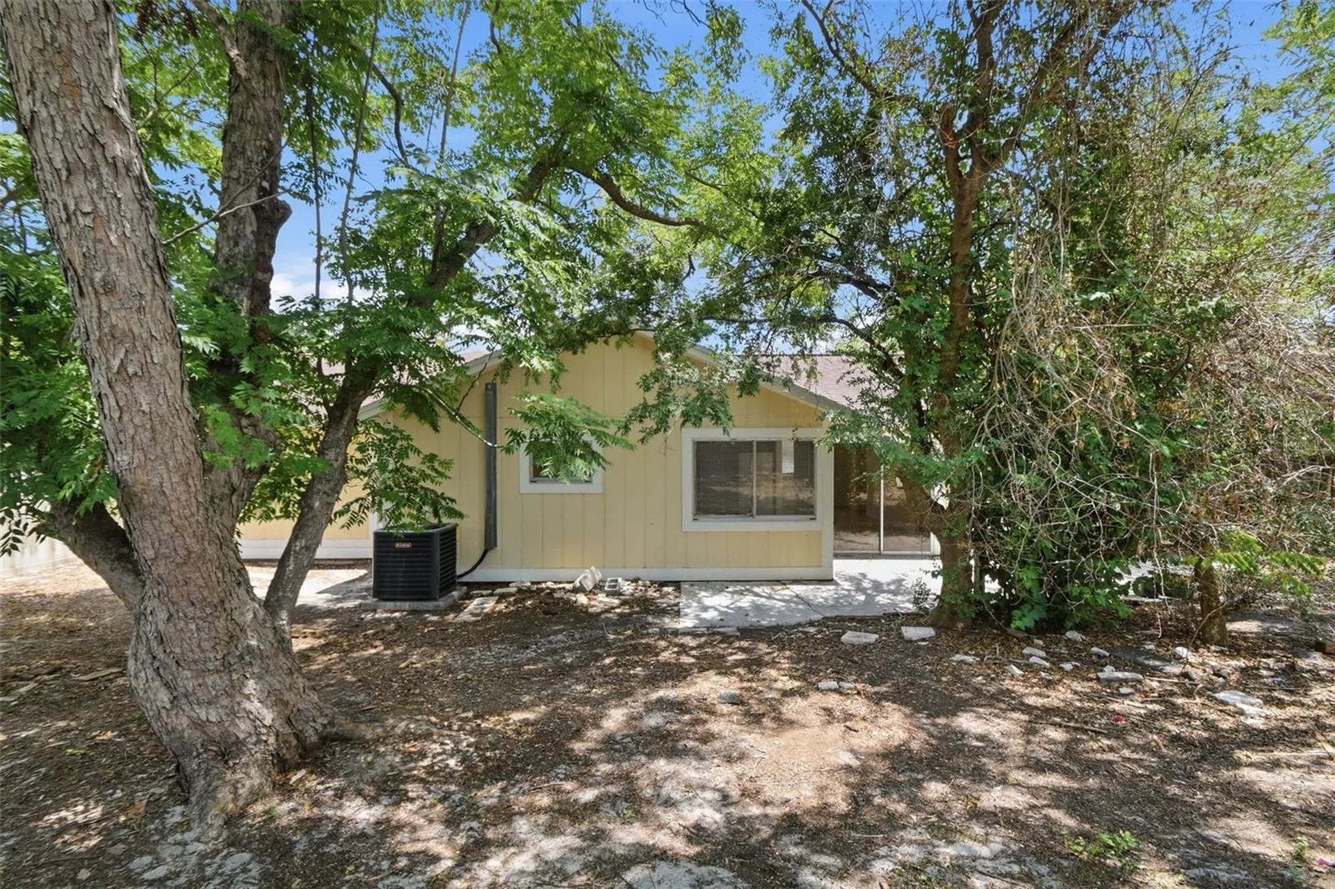 8412 Renald Boulevard Tampa FL 33637