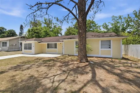8412 Renald Boulevard Tampa FL 33637