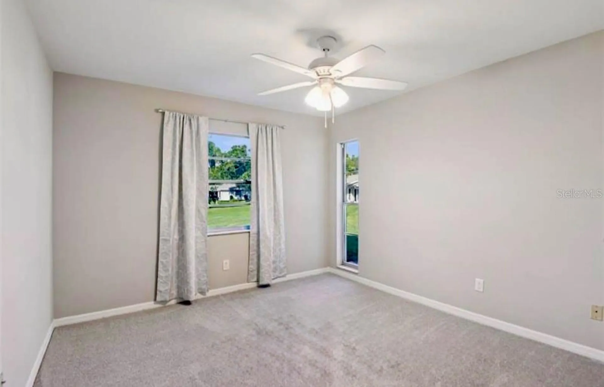 2304 Glenmore Circle Sun City Center FL 33573