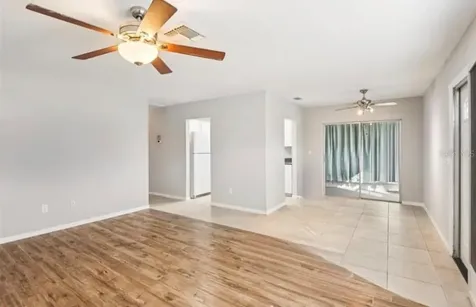 2304 Glenmore Circle Sun City Center FL 33573