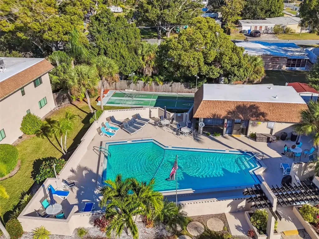 2750 E Bay Drive Largo FL 33771