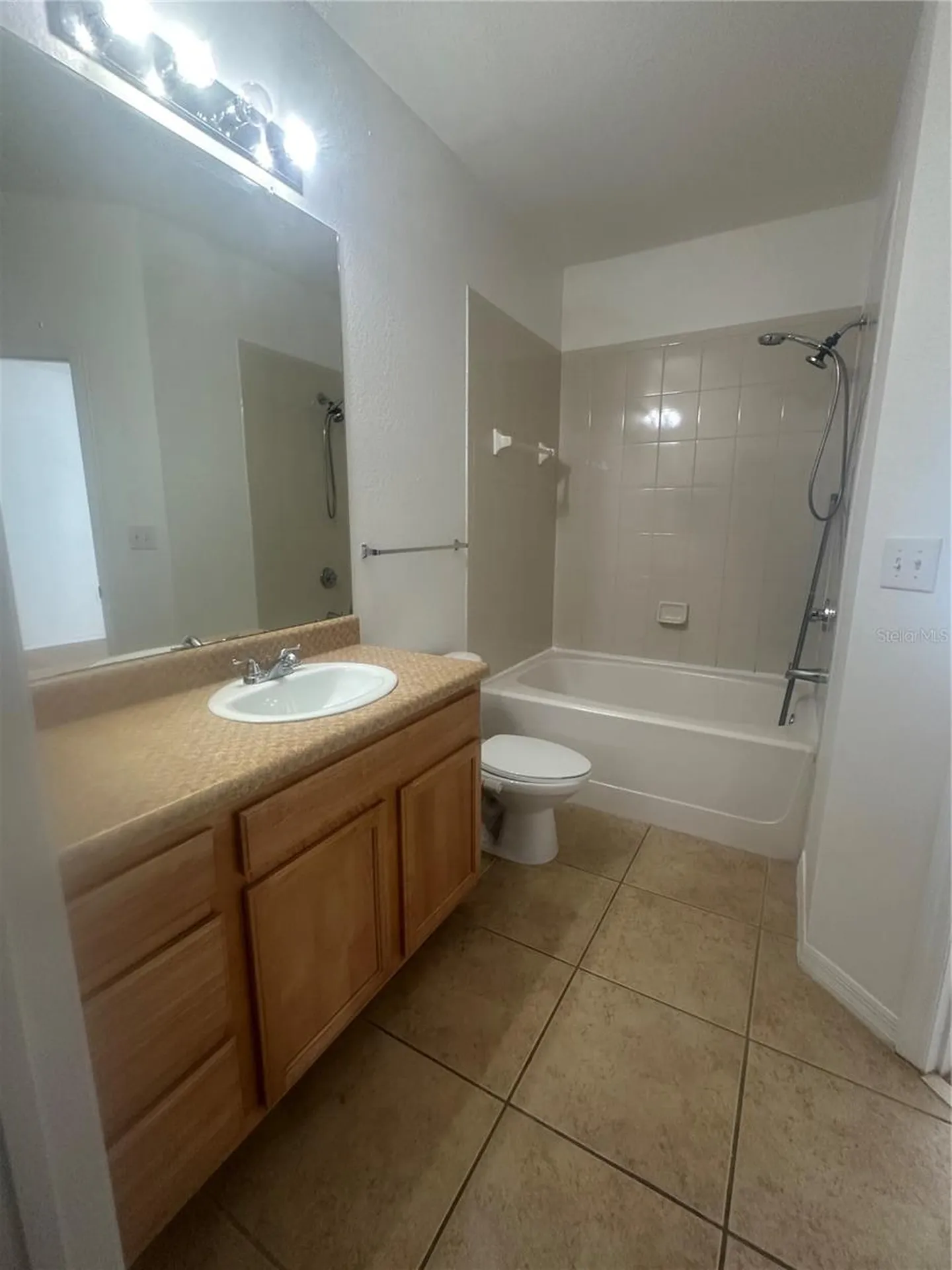 2407 Courtney Meadows Court Tampa FL 33619