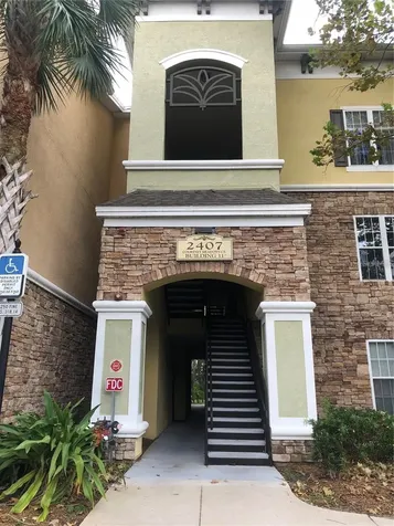 2407 Courtney Meadows Court Tampa FL 33619