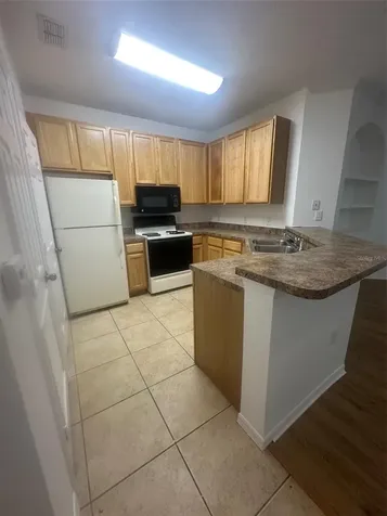 2407 Courtney Meadows Court Tampa FL 33619