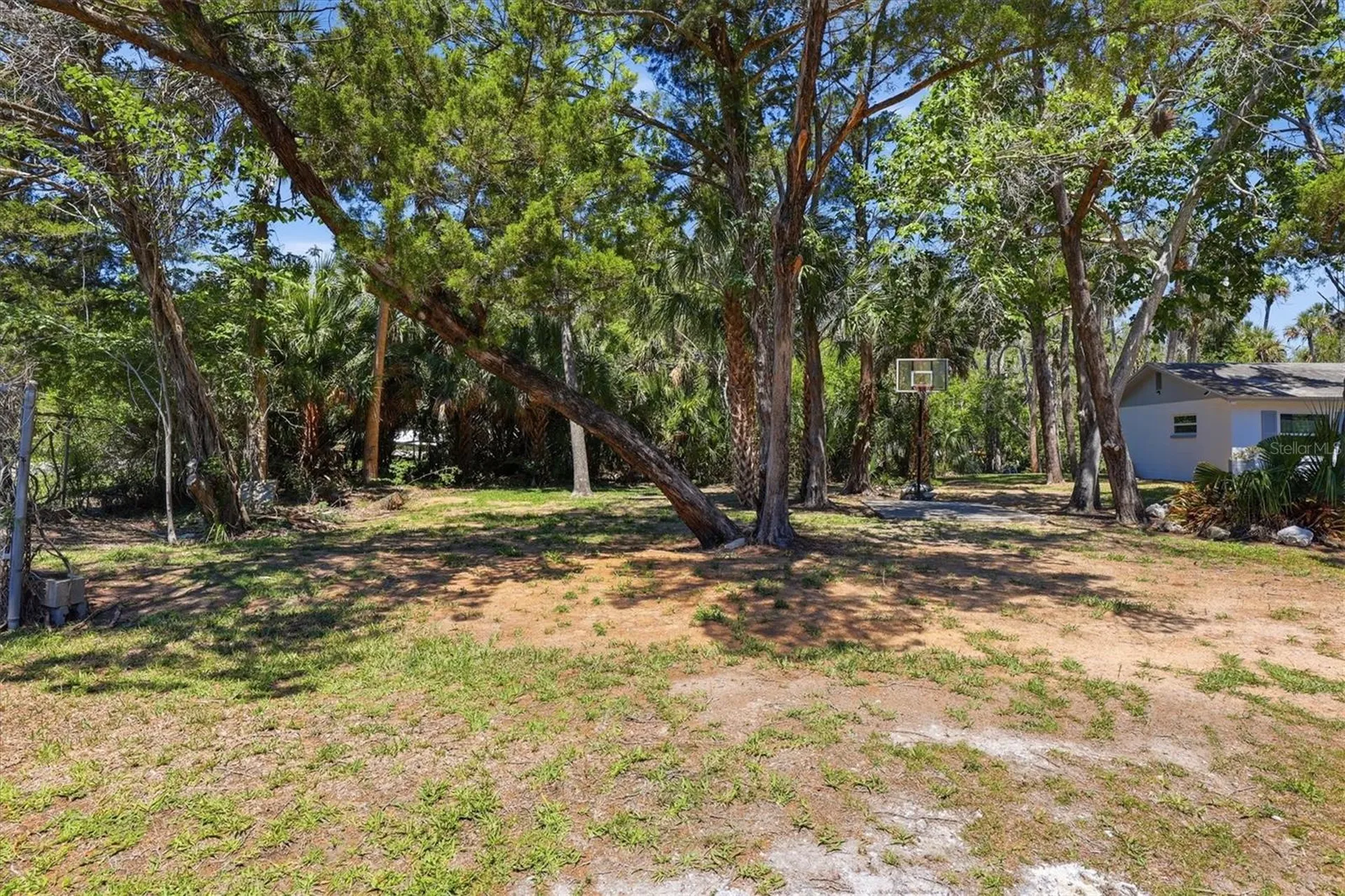 6240 Colony Circle Weeki Wachee FL 34607