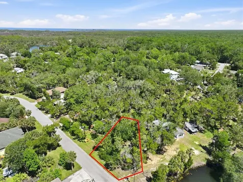 6240 Colony Circle Weeki Wachee FL 34607