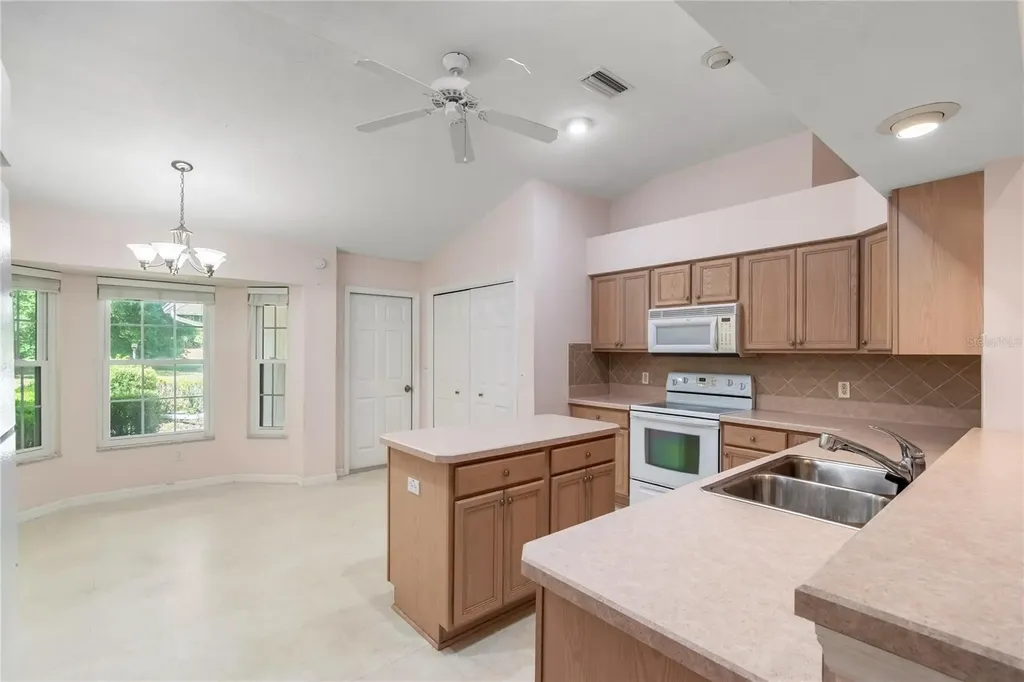 9450 SW 208th Circle Dunnellon FL 34431