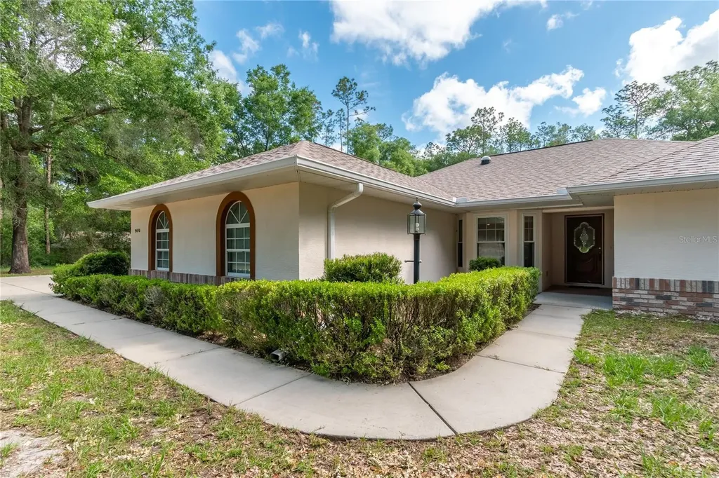 9450 SW 208th Circle Dunnellon FL 34431