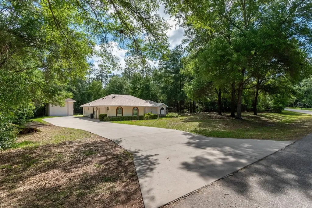 9450 SW 208th Circle Dunnellon FL 34431