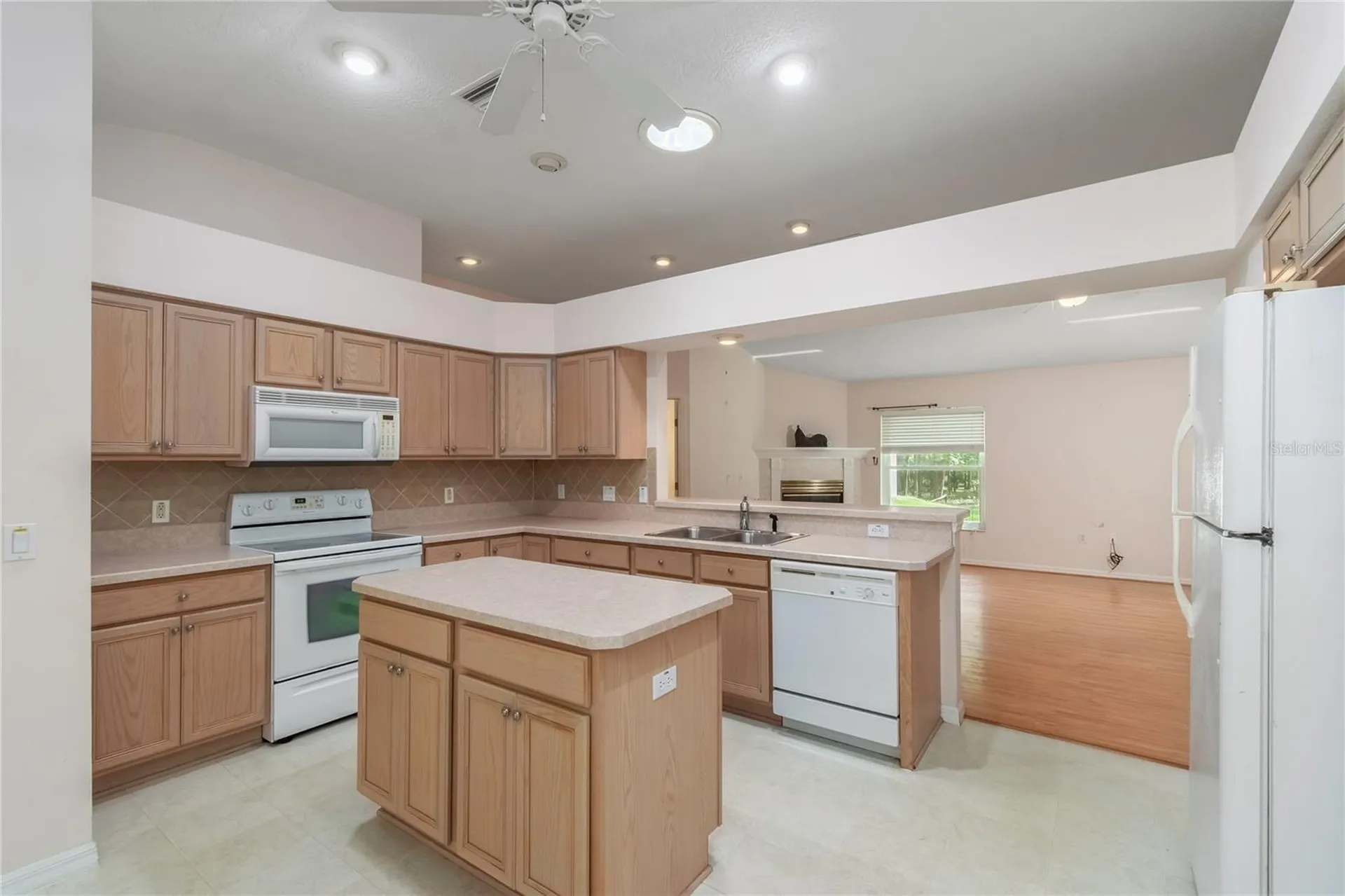 9450 SW 208th Circle Dunnellon FL 34431