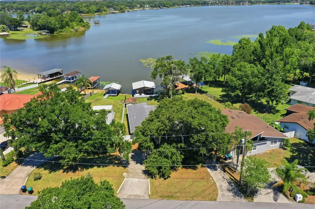 5716 Moonlight Circle Orlando FL 32839