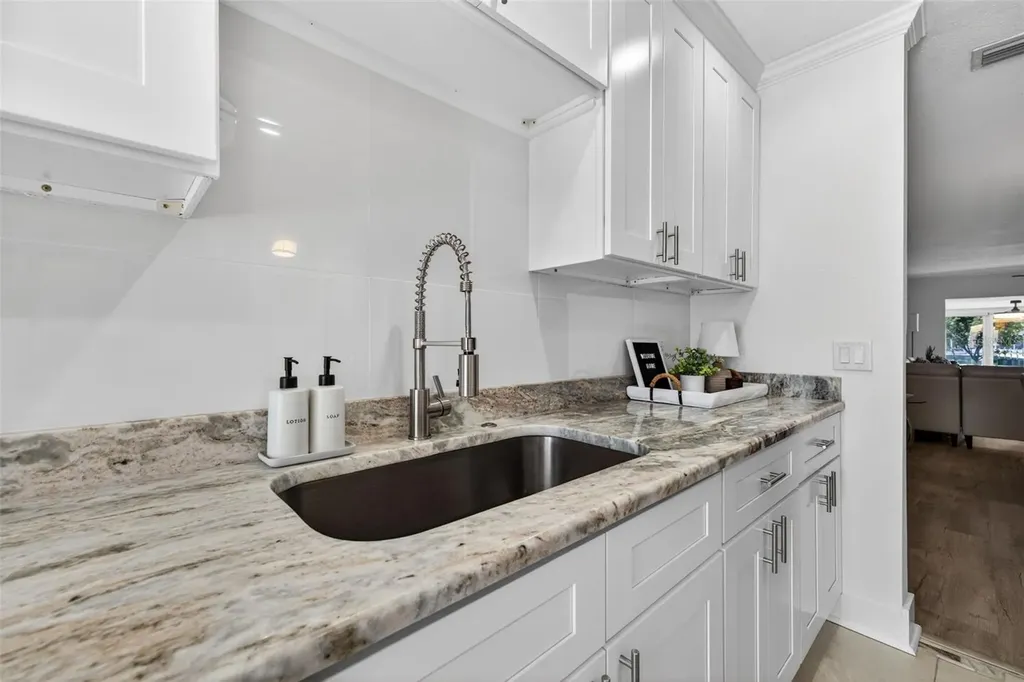 555 Boca Ciega Point Boulevard S St Petersburg FL 33708