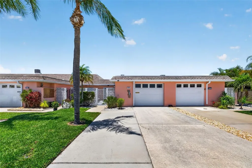 555 Boca Ciega Point Boulevard S St Petersburg FL 33708