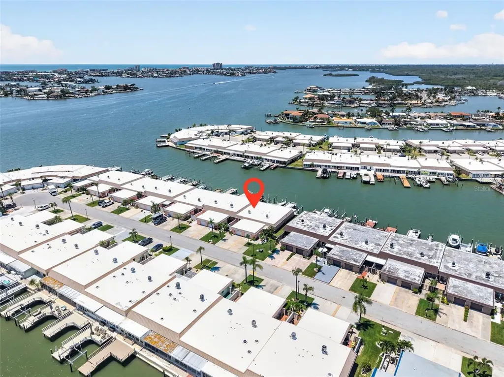 555 Boca Ciega Point Boulevard S St Petersburg FL 33708