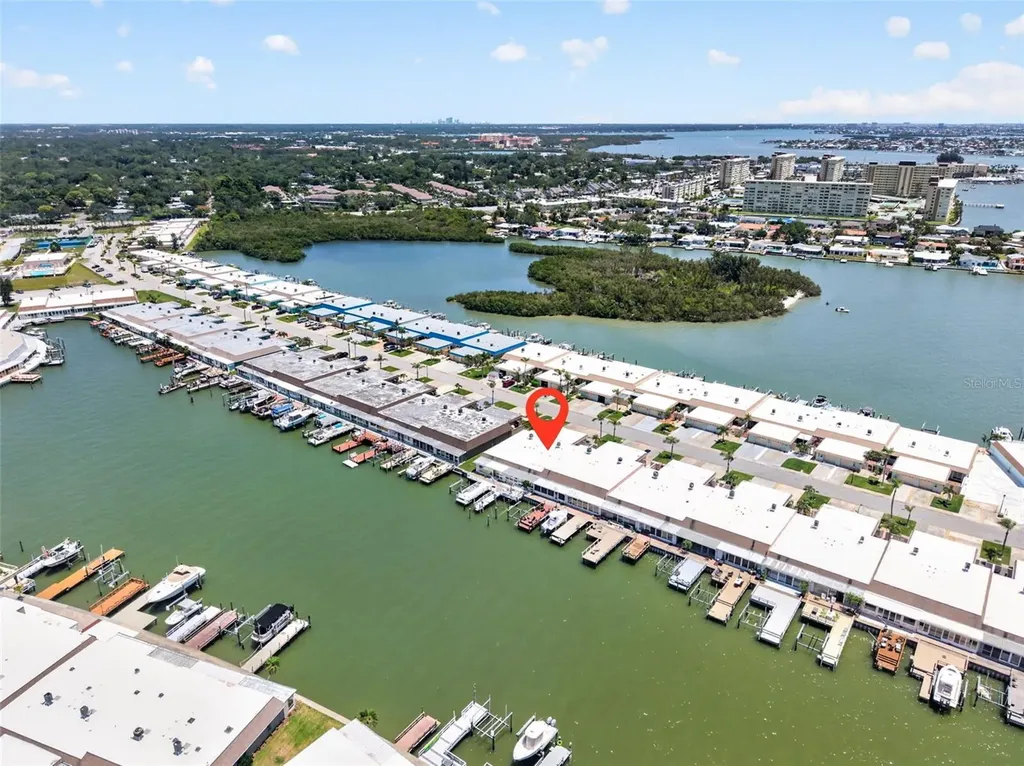 555 Boca Ciega Point Boulevard S St Petersburg FL 33708