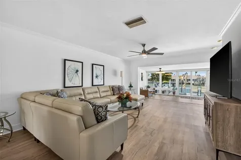 555 Boca Ciega Point Boulevard S St Petersburg FL 33708