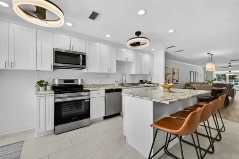 555 Boca Ciega Point Boulevard S St Petersburg FL 33708