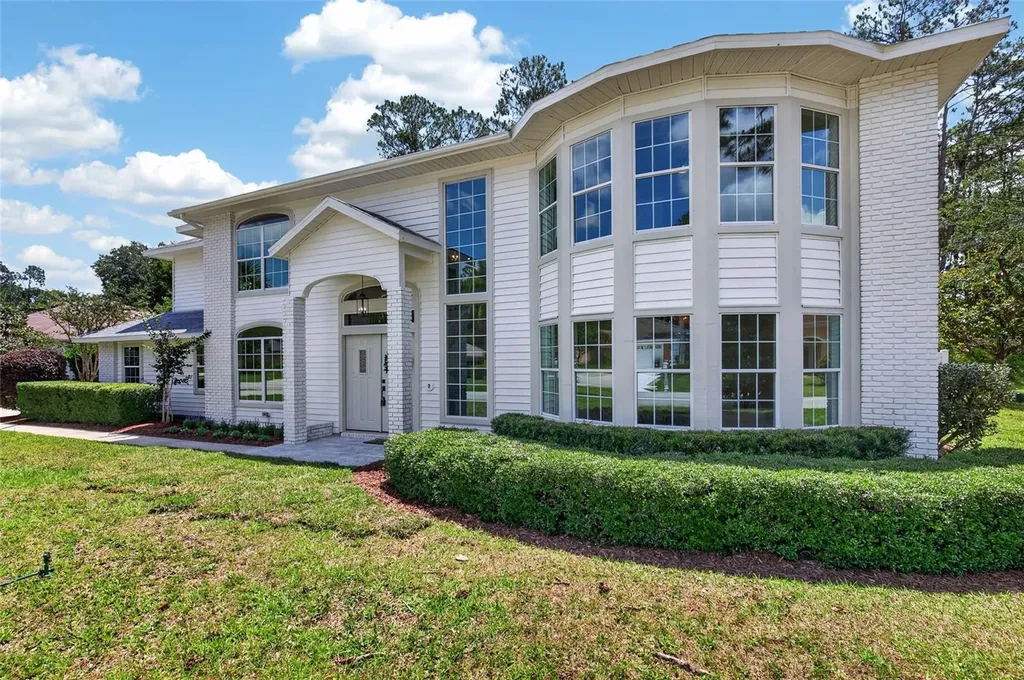 13 Ellsworth Drive Palm Coast FL 32164