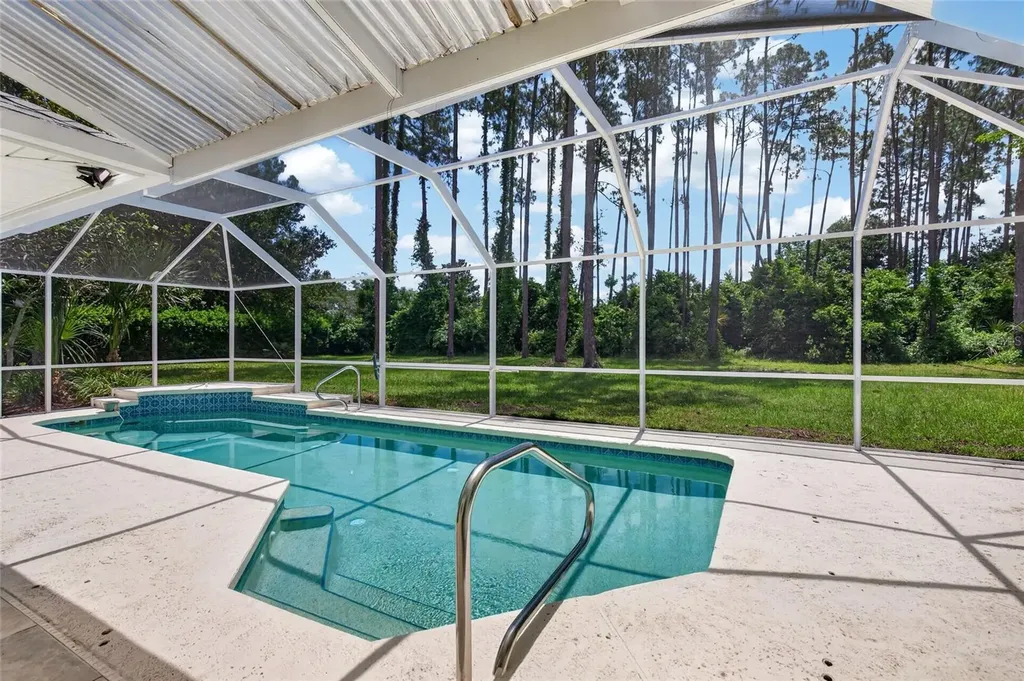 13 Ellsworth Drive Palm Coast FL 32164