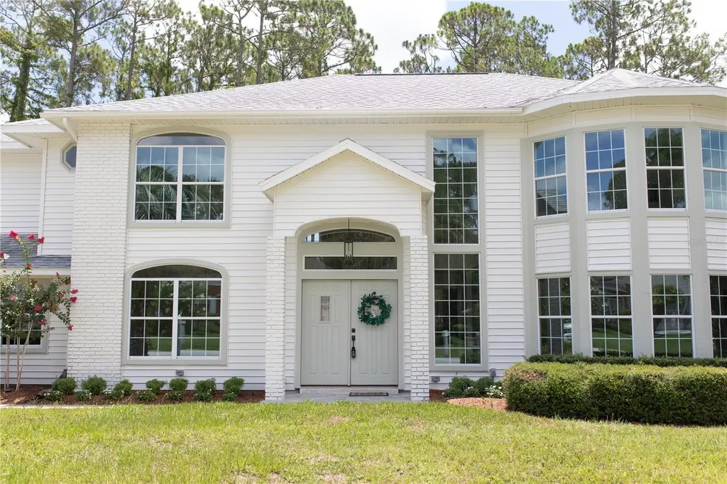 13 Ellsworth Drive Palm Coast FL 32164